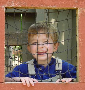 2001_05_374.jpg (24757 bytes)